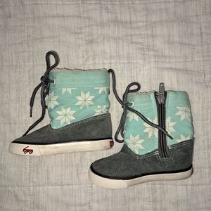See Kai Run toddler winter boots size 5